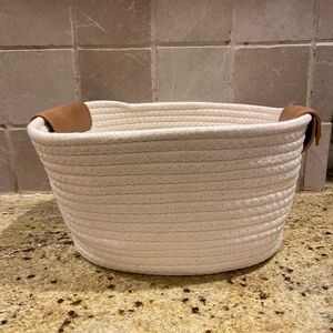 Brightroom Brand Bin